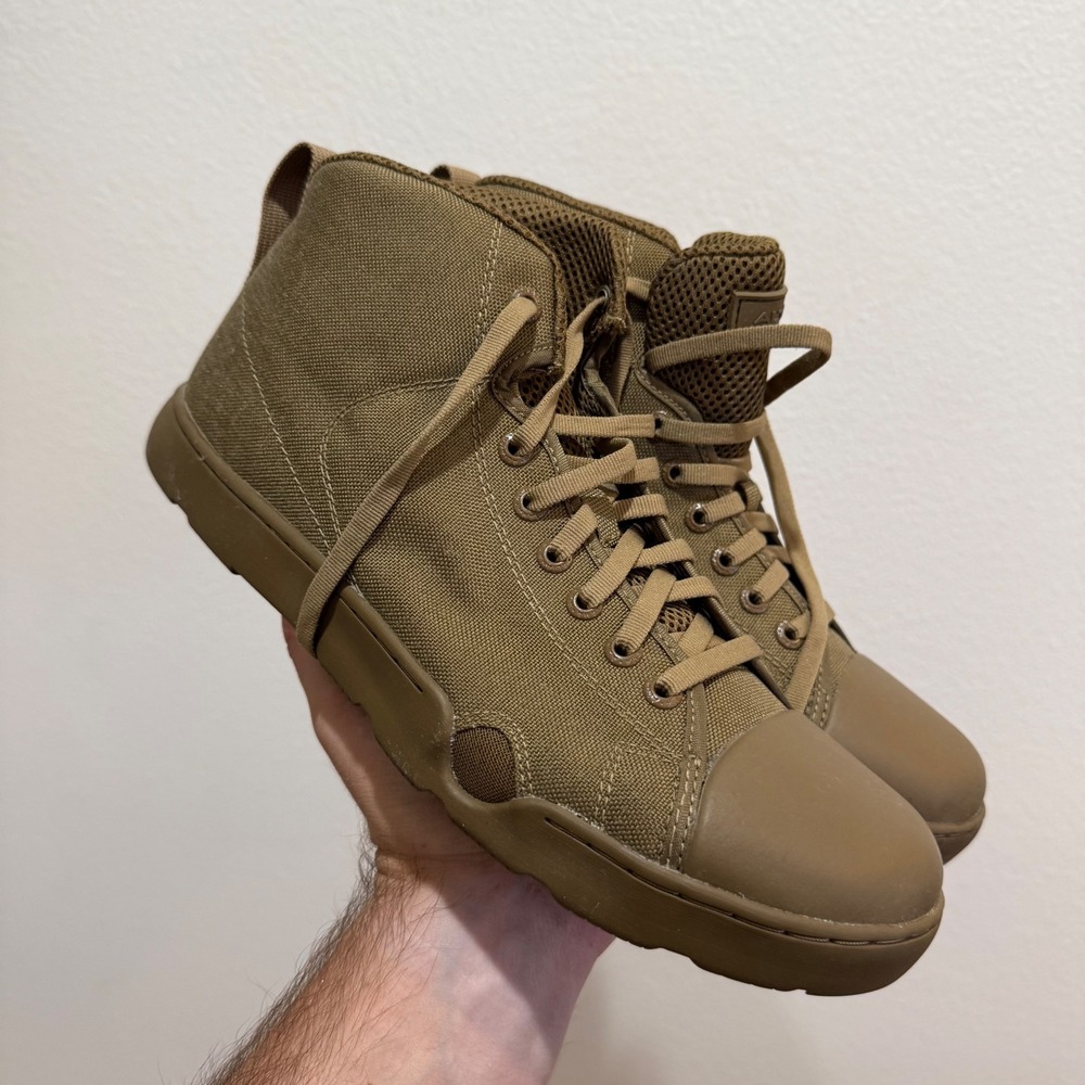 Altama Maritime Assault Mid Mens 9.5 Coyote Brown Tactical Boots 333003